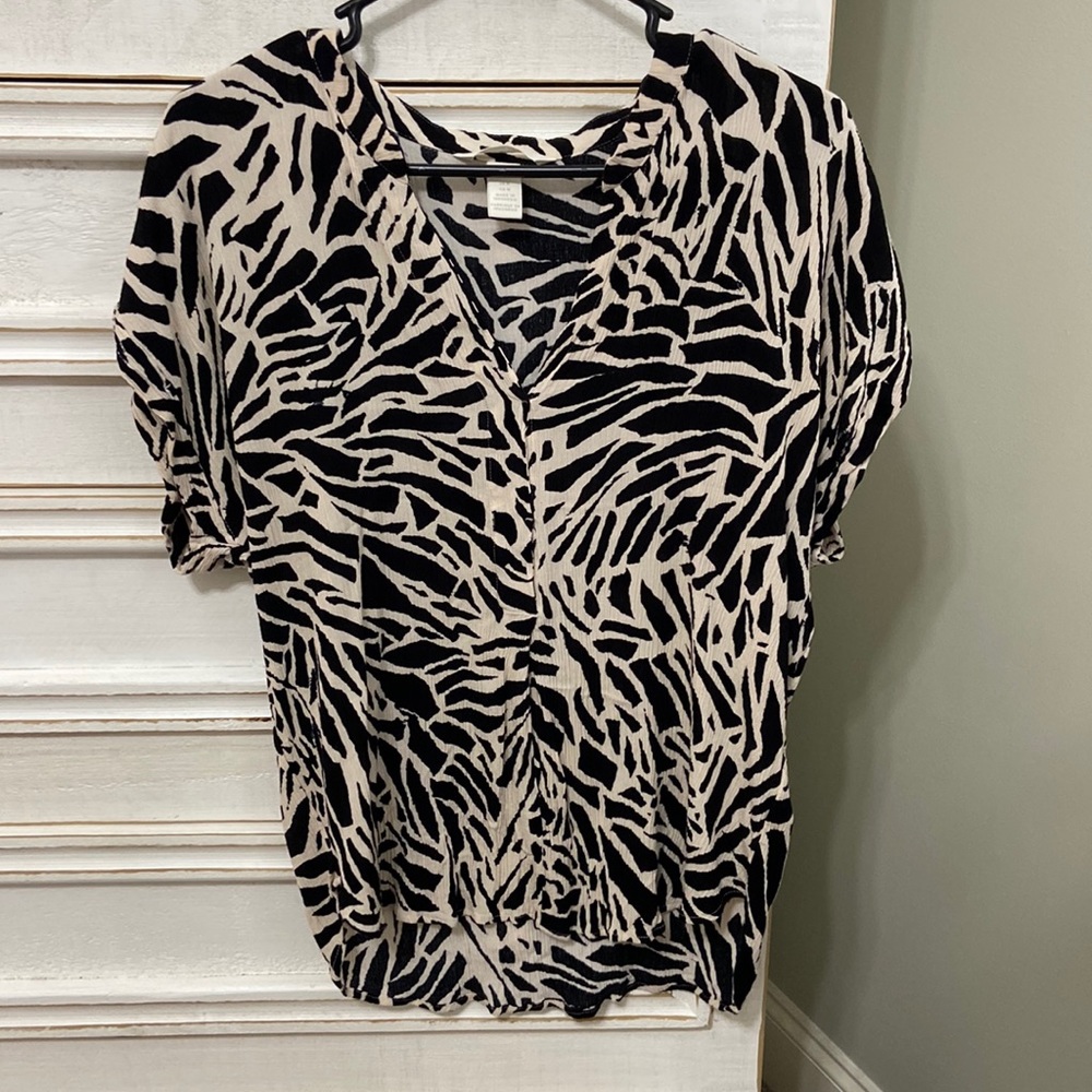 H&M shirt